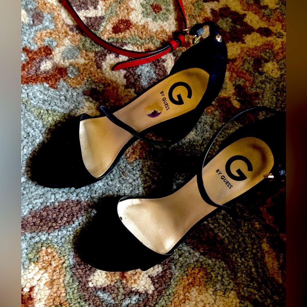 G by guess black ankle strap open toe sandals